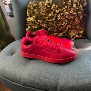 Reebok Bold Pink Athletic Shoes